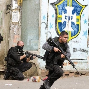 В Бразилии более 40 полицейских арестованы по подозрению в сотрудничестве с ОПГ